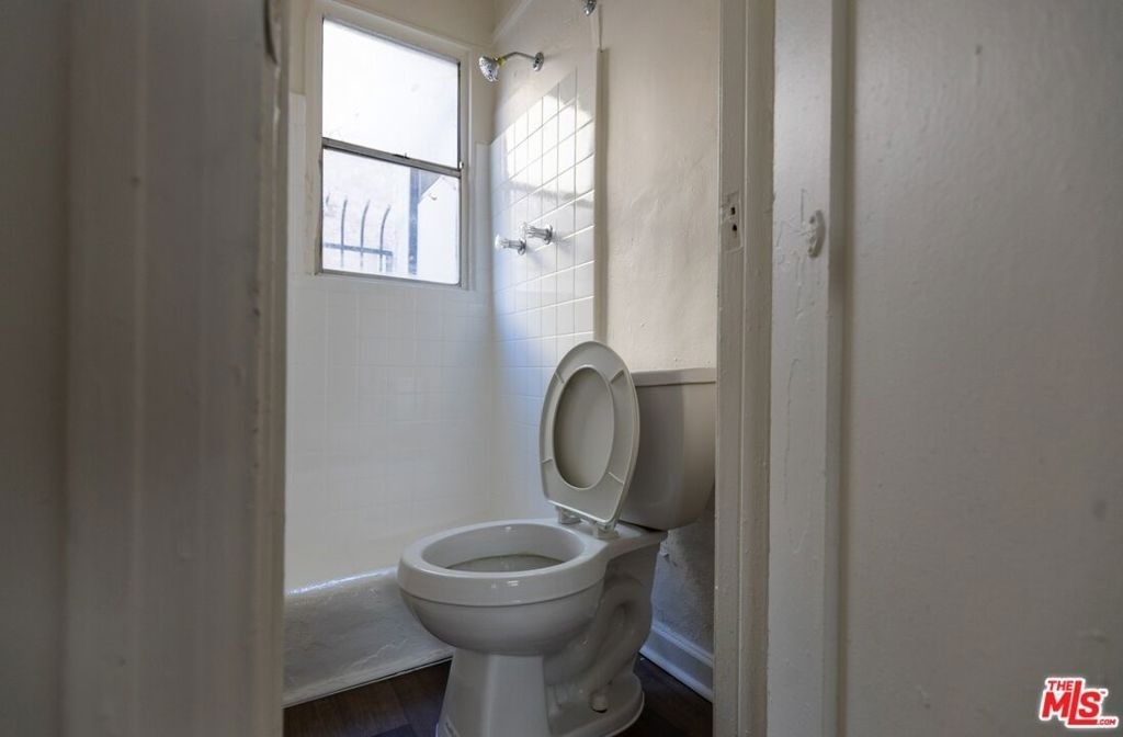 1021 N Mariposa Avenue - Photo 15