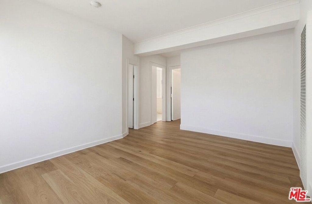 1021 N Mariposa Avenue - Photo 23