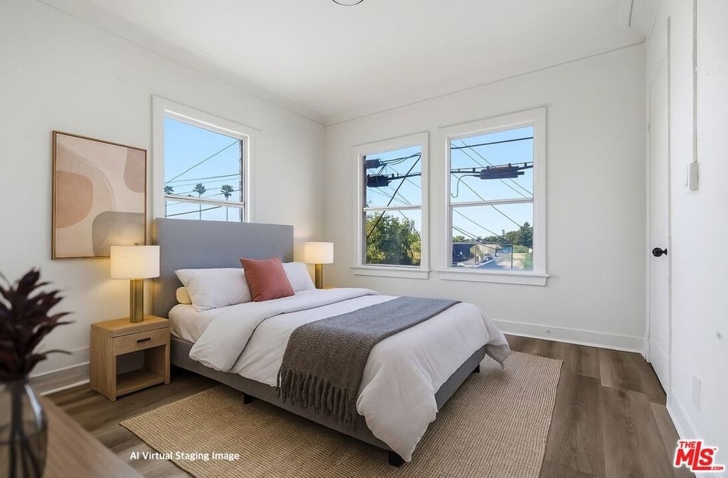 1021 N Mariposa Avenue - Photo 8