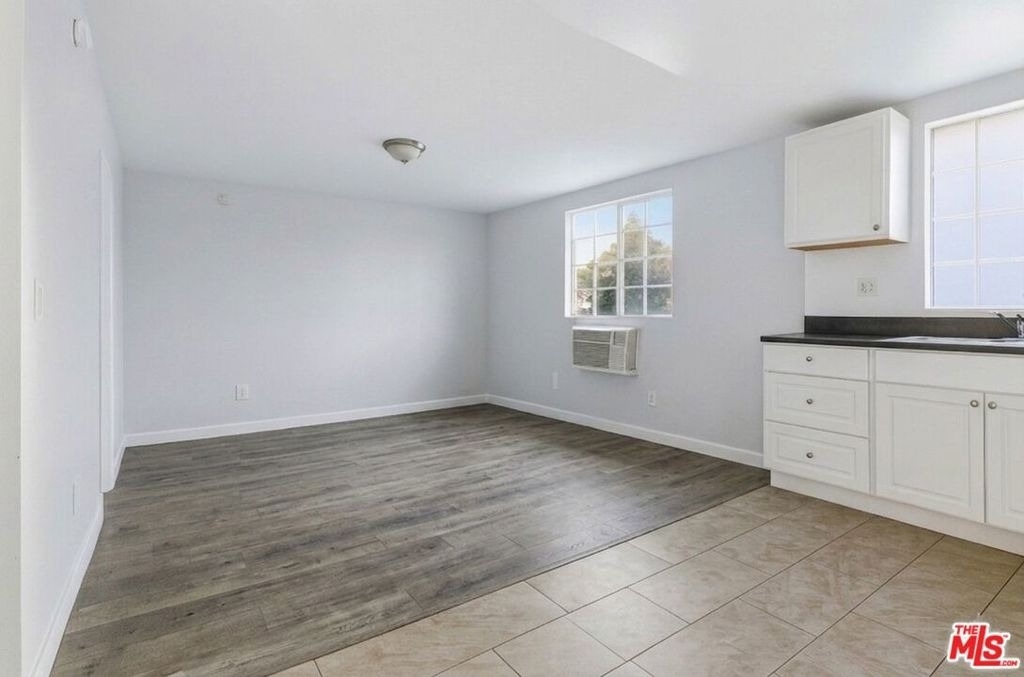 5442 Virginia Avenue - Photo 2