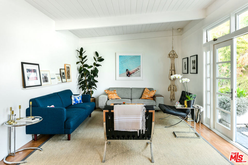 7107 Pacific View Drive - Photo 3