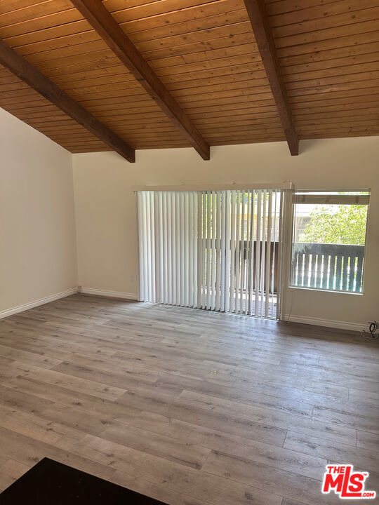 18350 Hatteras Street - Photo 1