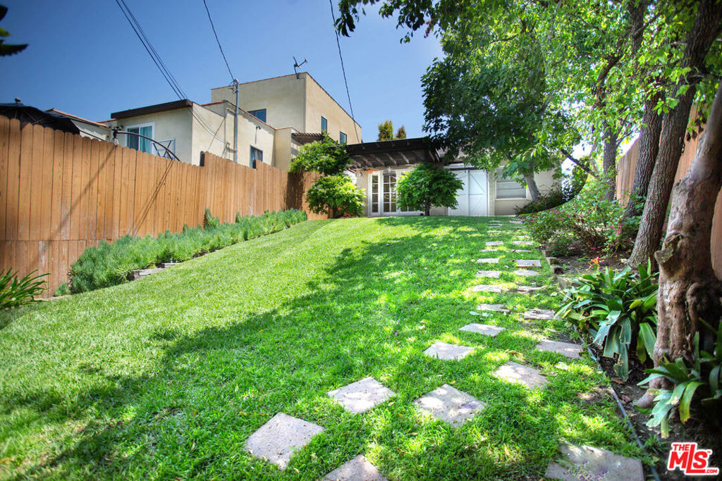 1337 Westerly Terrace - Photo 33