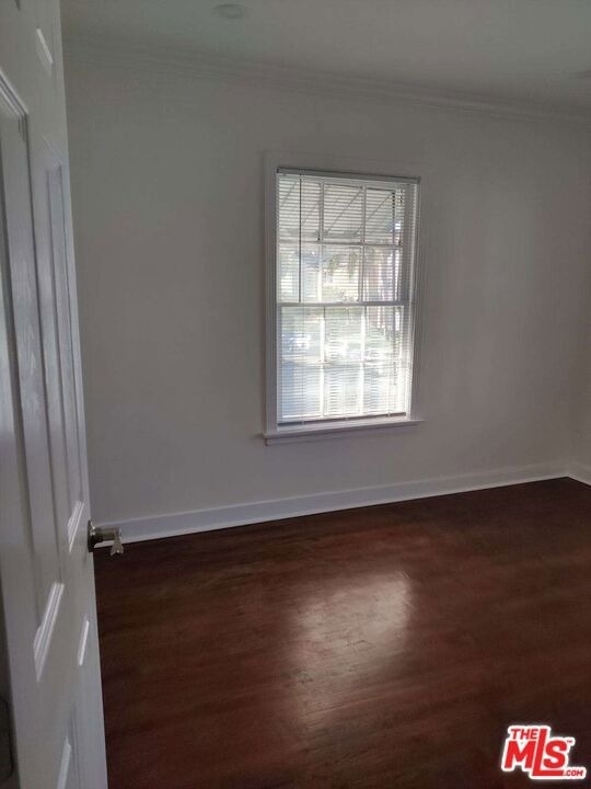 750 N St Andrews Place - Photo 4