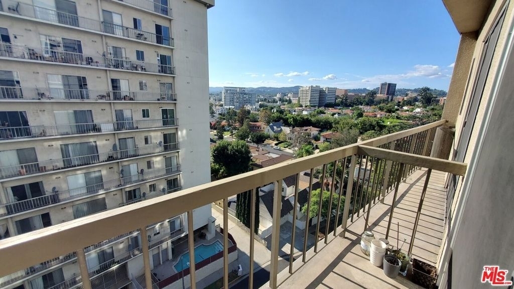 10747 Wilshire Boulevard - Photo 24
