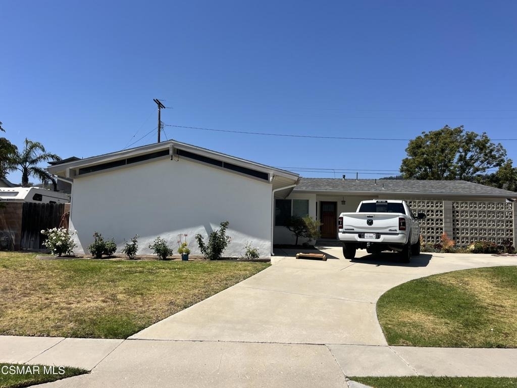 825 Merced Drive - Photo 0