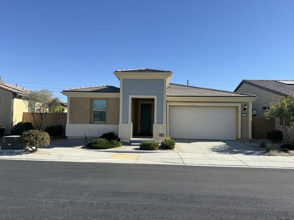 39912 Felicita Parkway - Photo 0