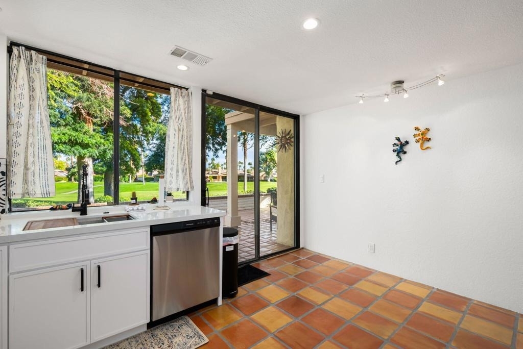 280 Tolosa Circle - Photo 15