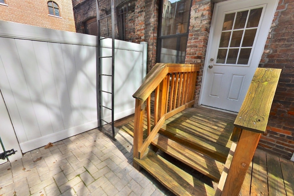438 West 52nd Street  - Photo 4