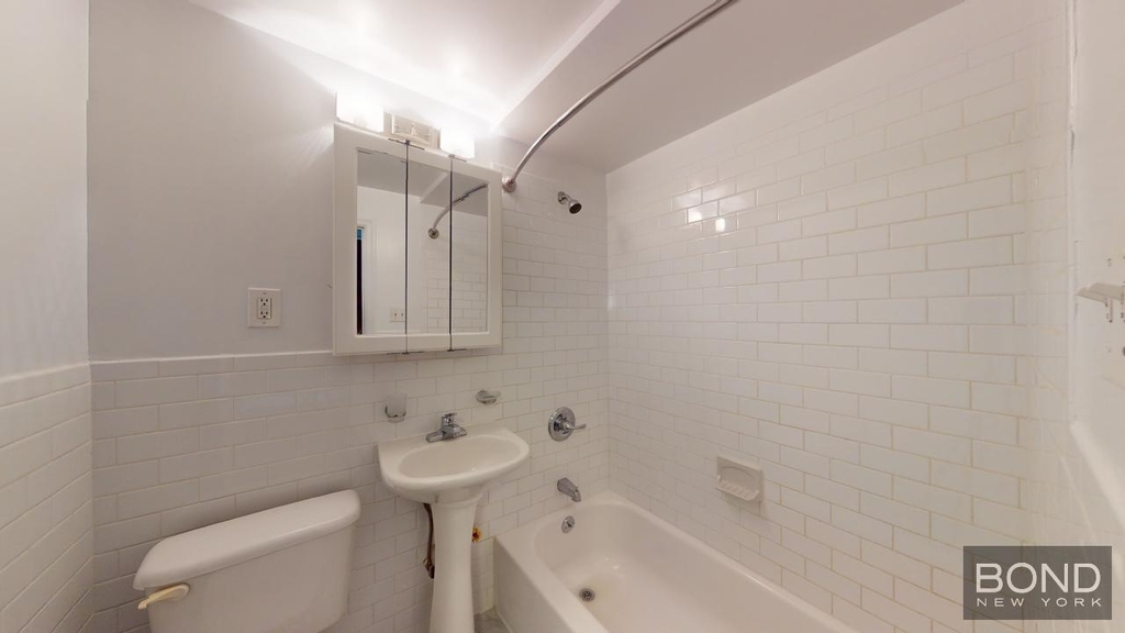 517 3rd Avenue  - Photo 3
