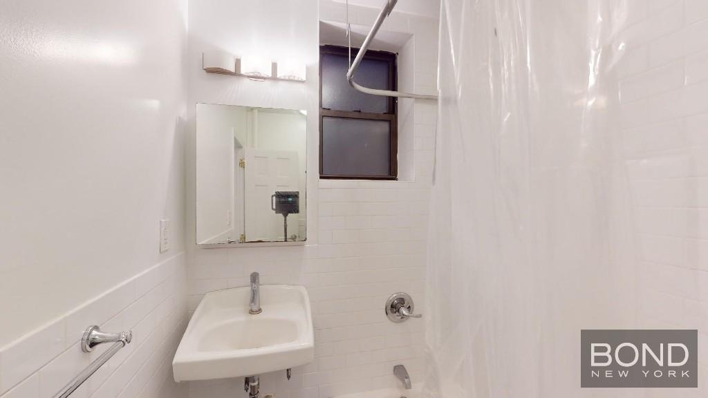 246 West 22nd Street Apartment 12A - Photo 2