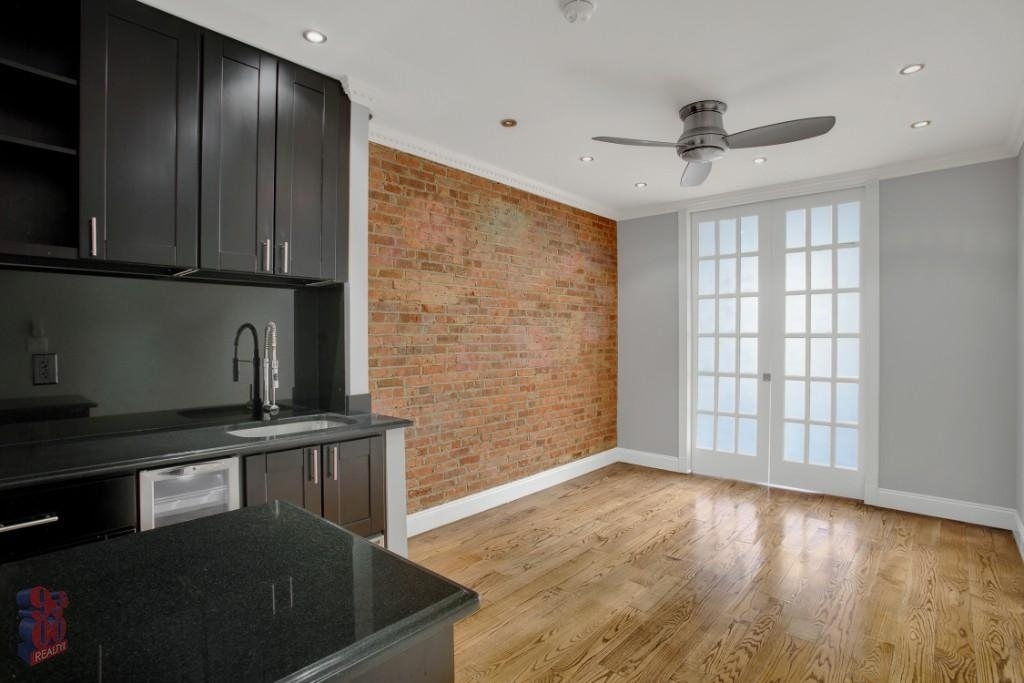 438 West 52nd Street  - Photo 2