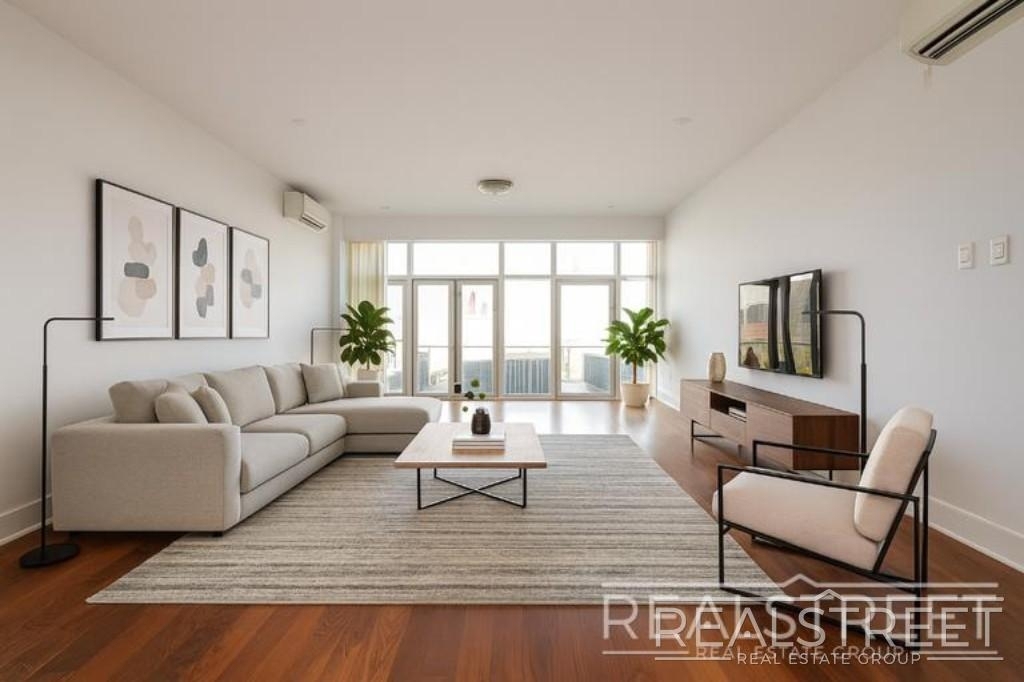 90-02 Queens Blvd - Photo 0