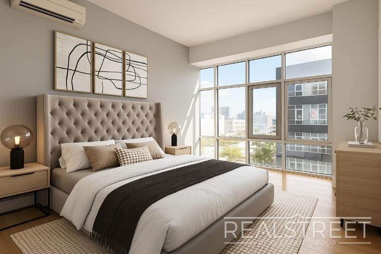 90-02 Queens Blvd - Photo 3