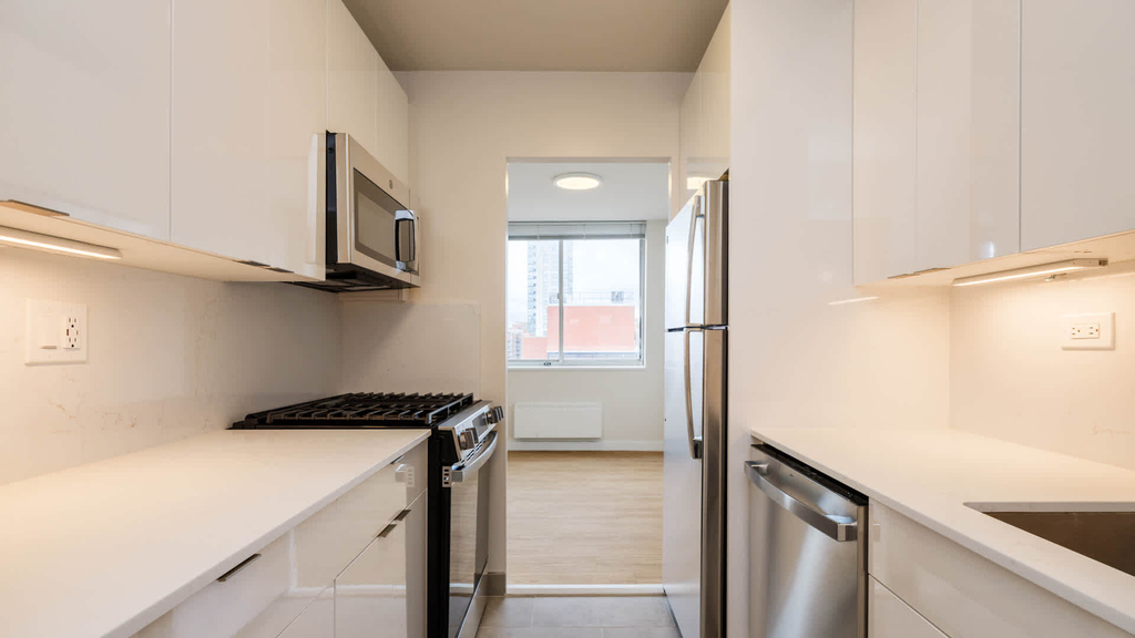 730 Columbus Ave. - Photo 15