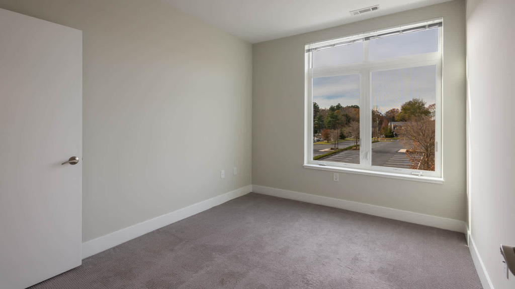 20 Corporate Drive - Photo 75