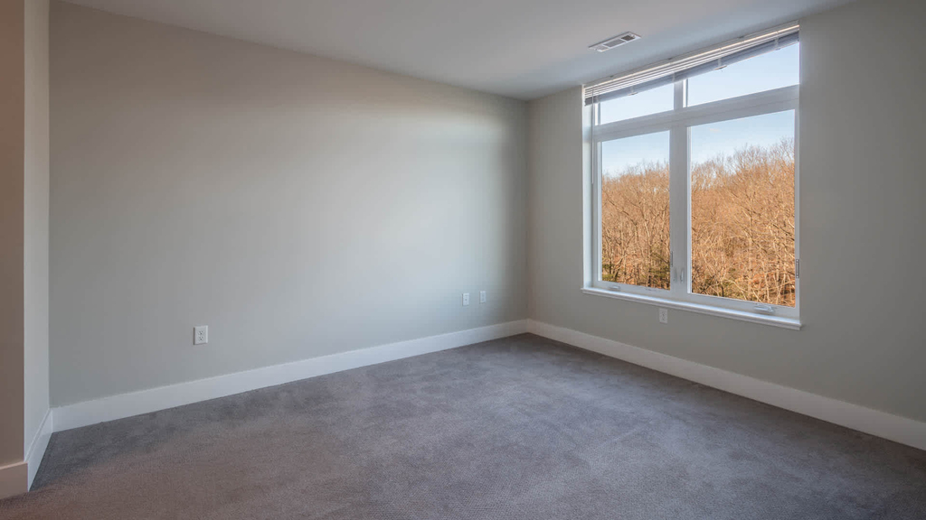 20 Corporate Drive - Photo 87
