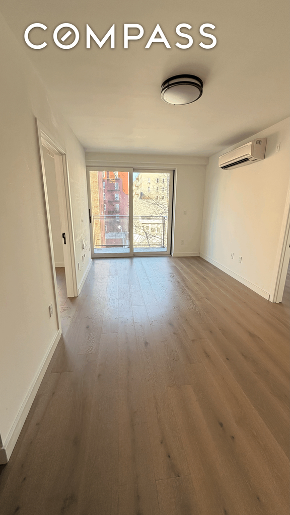 Avenue H - Photo 0