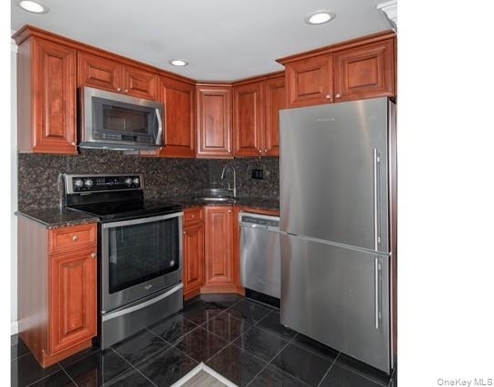 4 Richland Boulevard - Photo 3
