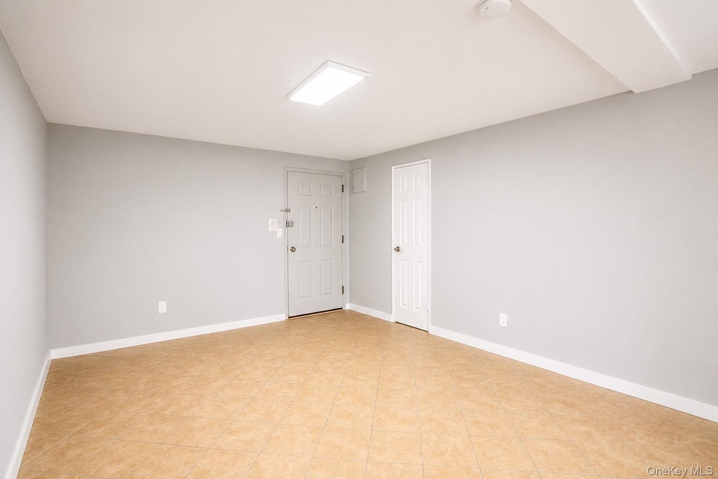 470 E Broadway - Photo 6