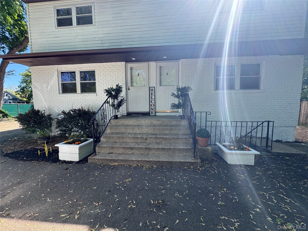 408-a 7th Street - Photo 1