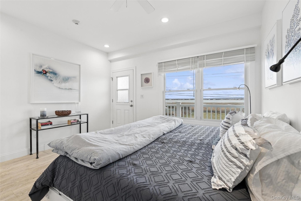 473 Dune Road - Photo 10