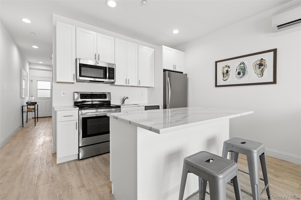473 Dune Road - Photo 3