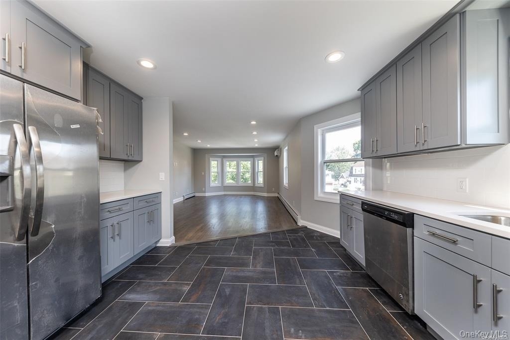 57 Earle Avenue - Photo 3