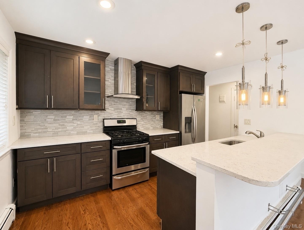 330 Central Park Avenue - Photo 6