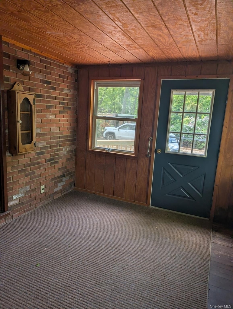 45 Sunken Meadow Road - Photo 2