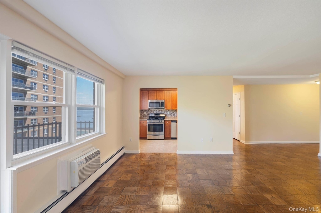 101 Gedney Street - Photo 0