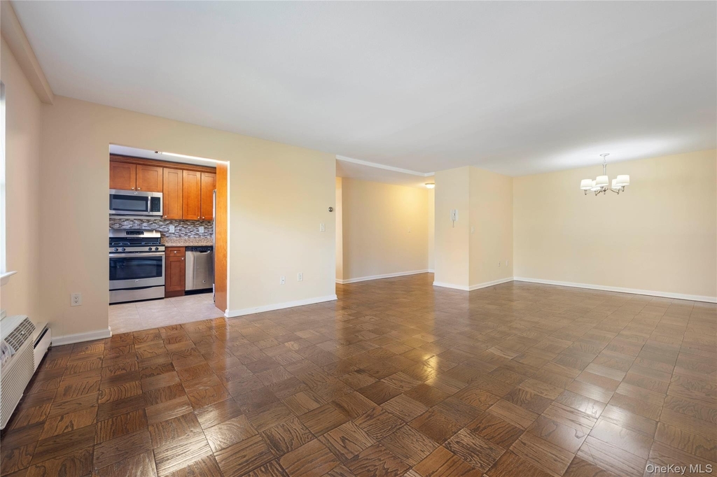101 Gedney Street - Photo 2