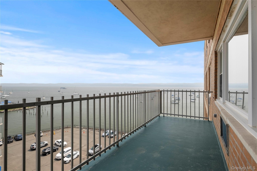 101 Gedney Street - Photo 11
