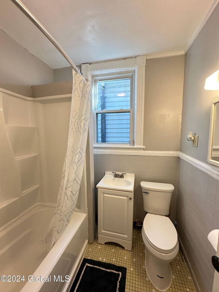 830 Madison Avenue - Photo 8