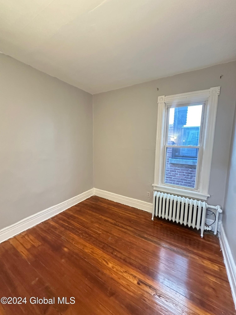 830 Madison Avenue - Photo 5