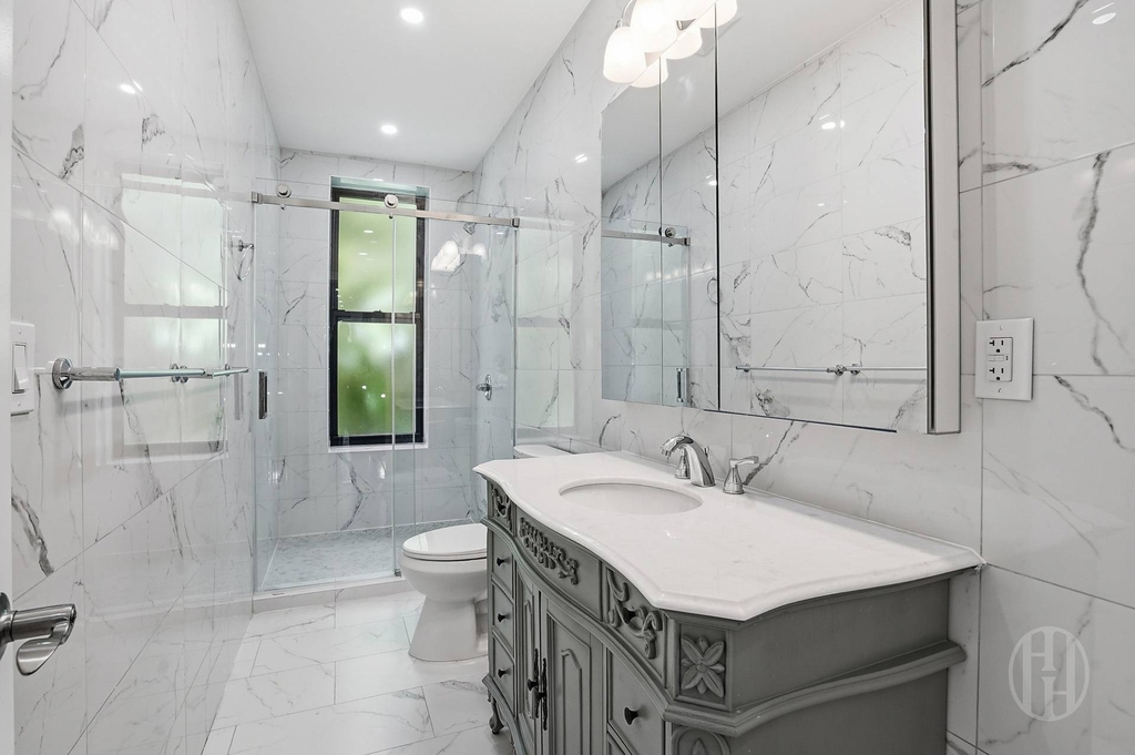 114 W 131st Street - Photo 5
