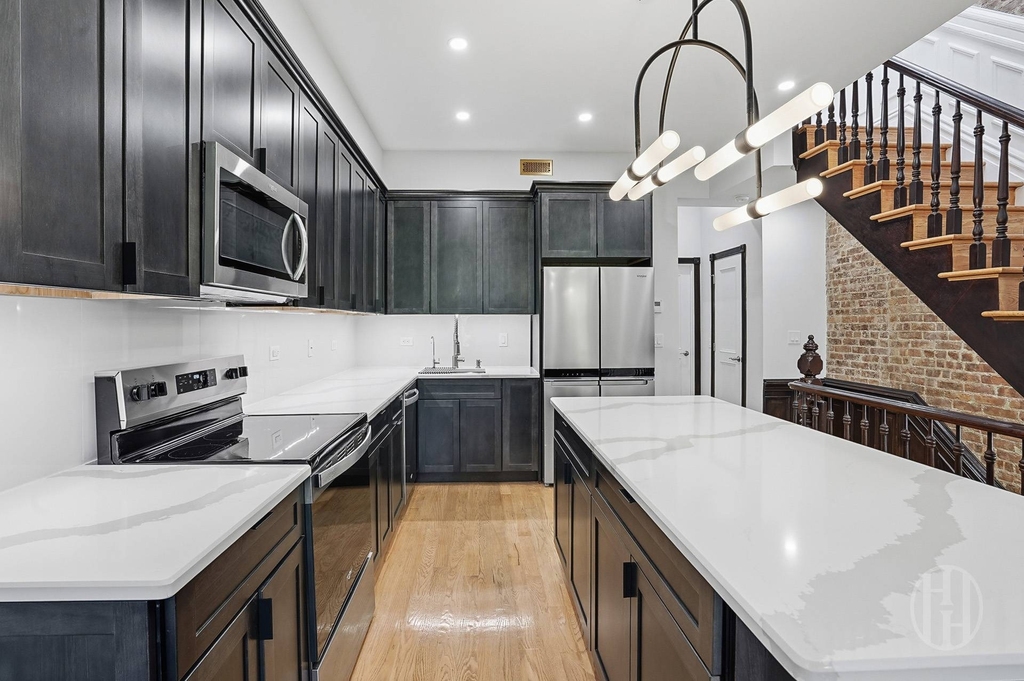 114 W 131st Street - Photo 3