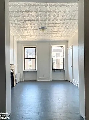 714 10th Avenue - Photo 1