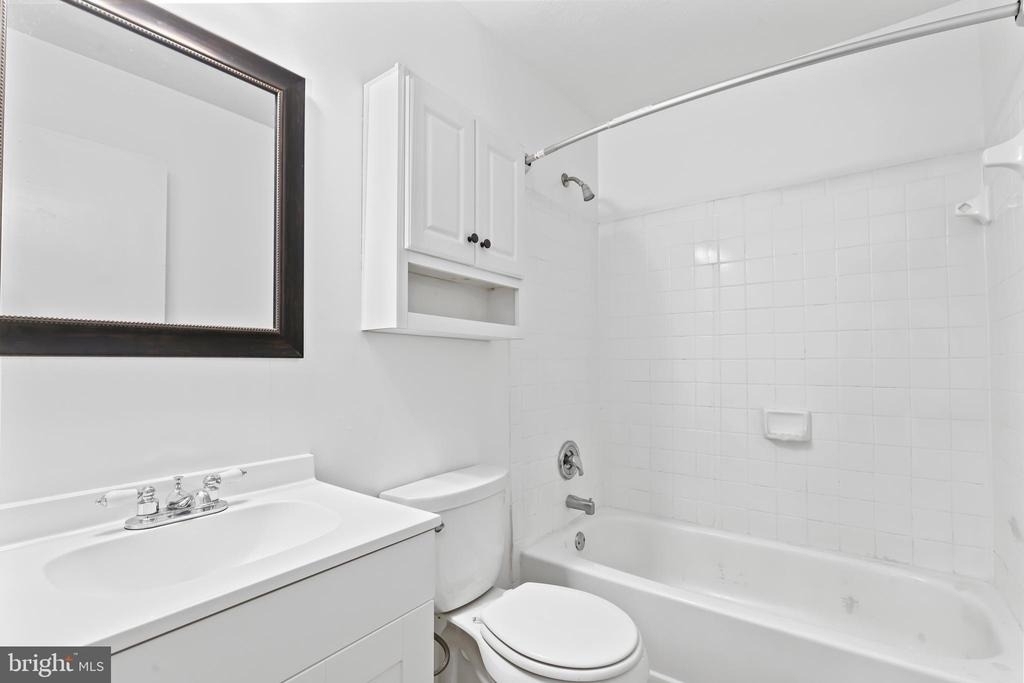 7 Bertram Boulevard - Photo 10