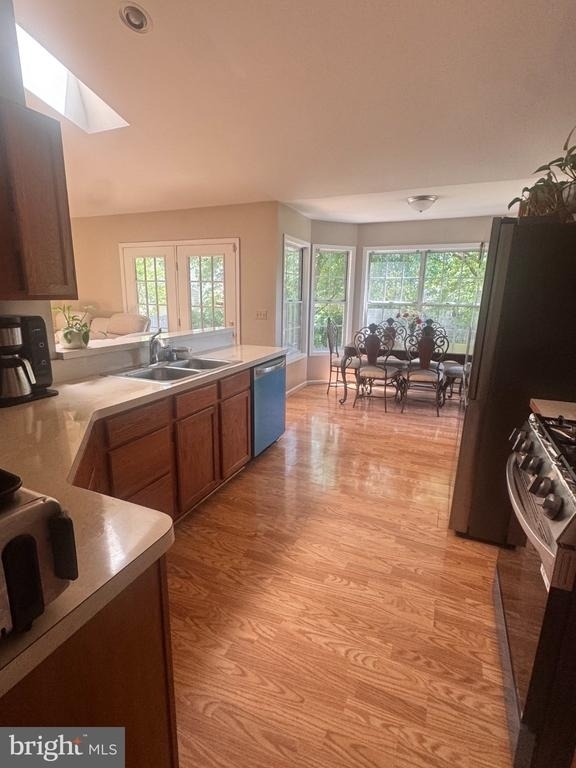 5420 Hazel Court - Photo 4