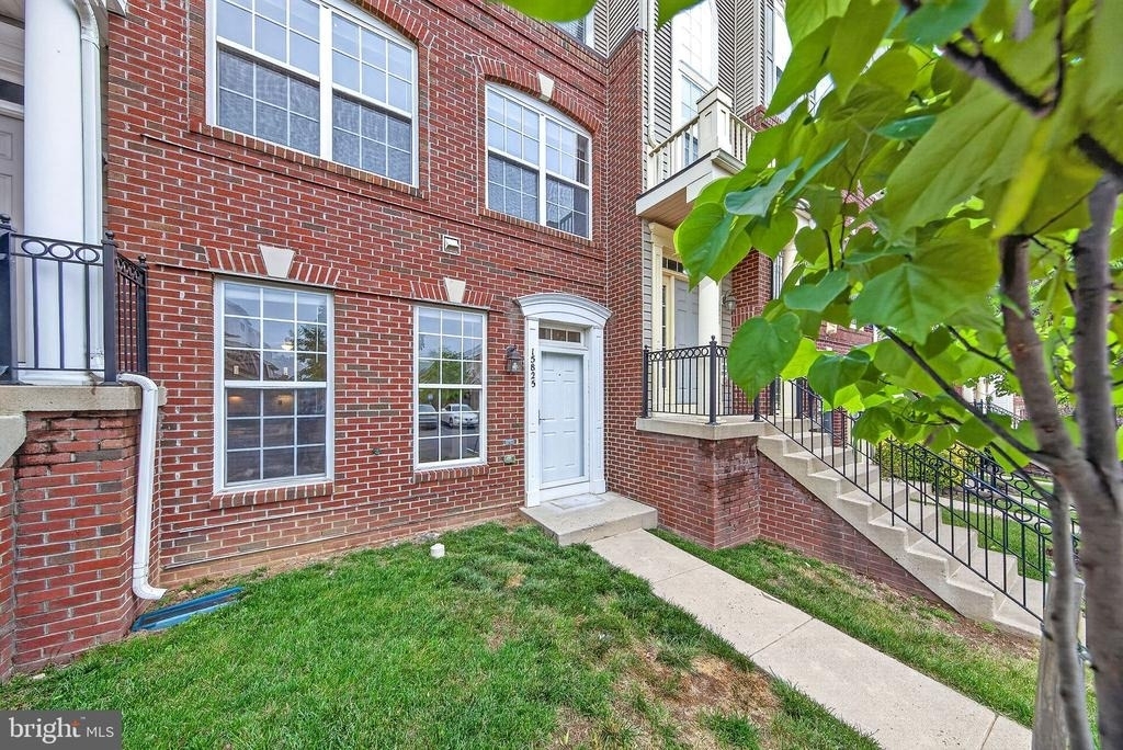 15825 John Diskin Circle - Photo 32