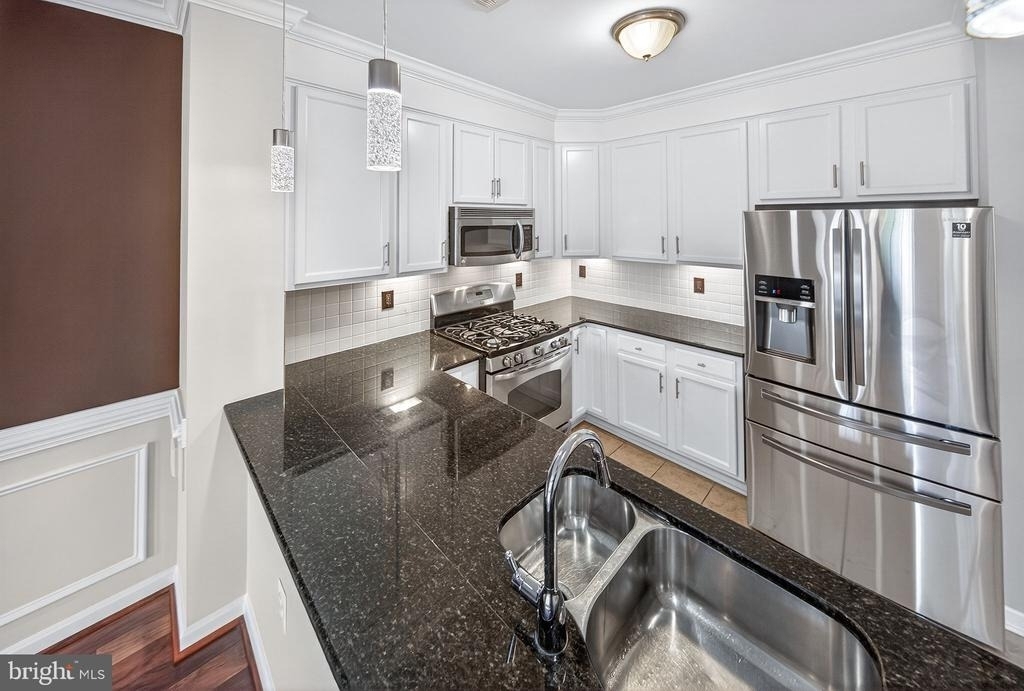 15825 John Diskin Circle - Photo 2
