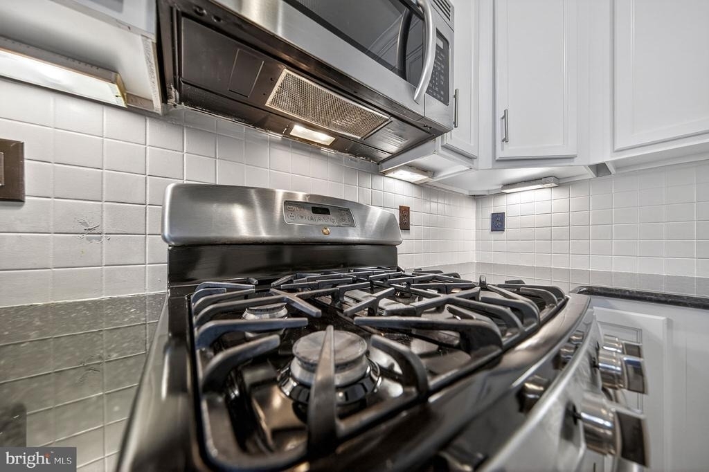 15825 John Diskin Circle - Photo 37