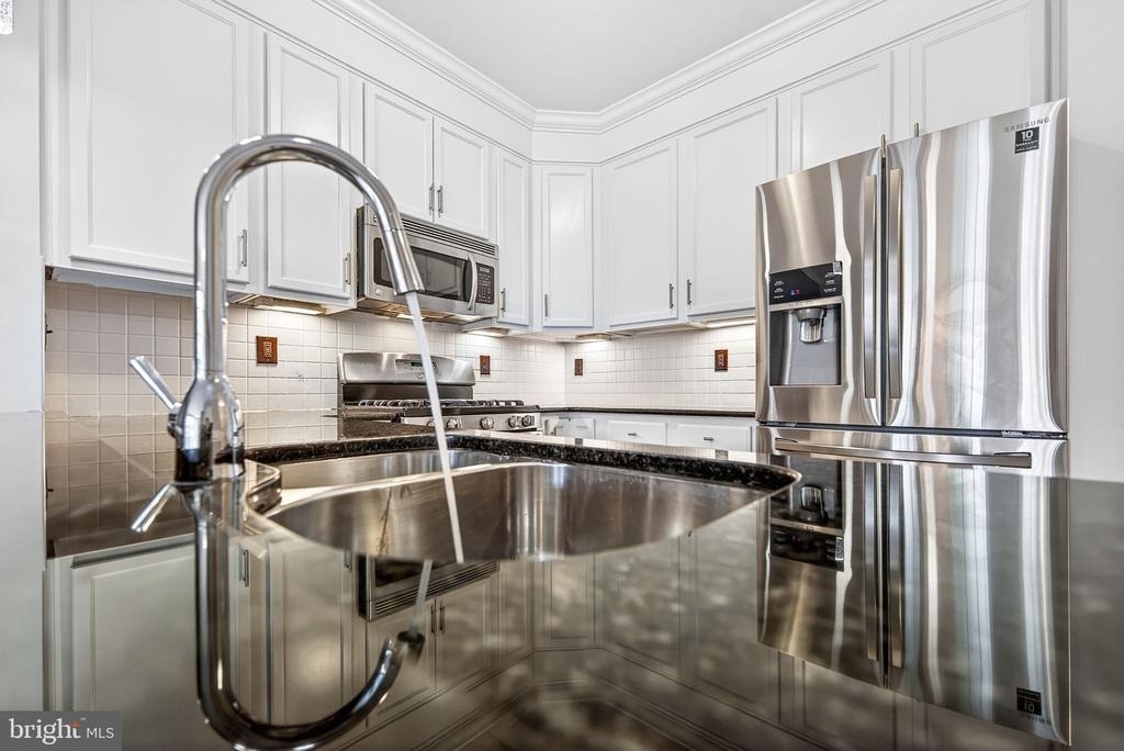 15825 John Diskin Circle - Photo 26