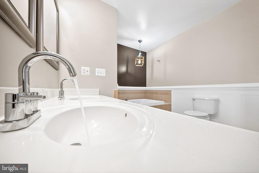 15825 John Diskin Circle - Photo 13