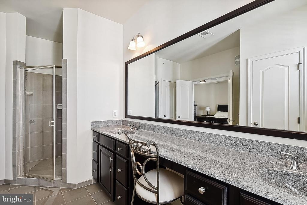 43182 Wealdstone Terrace - Photo 13
