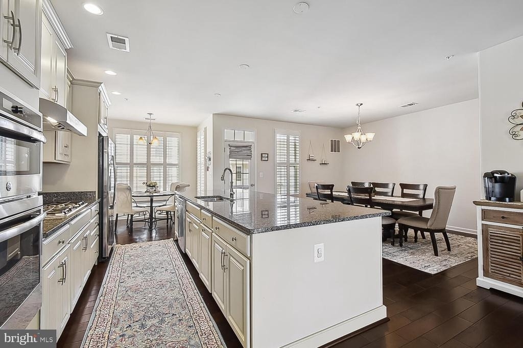 43182 Wealdstone Terrace - Photo 1