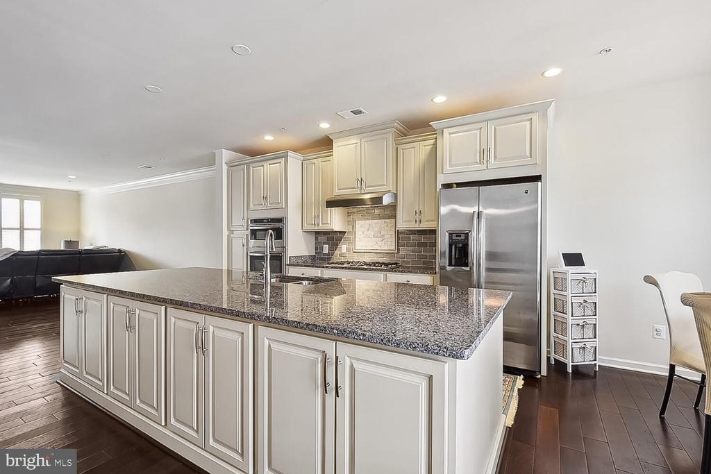 43182 Wealdstone Terrace - Photo 2