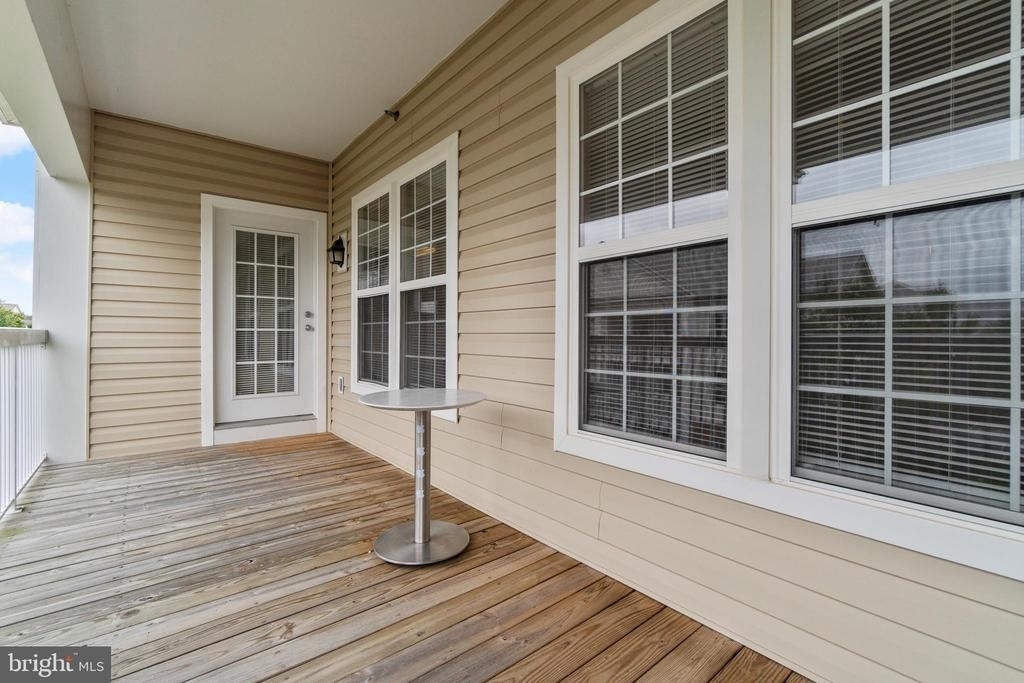 42496 Mayflower Terrace - Photo 12
