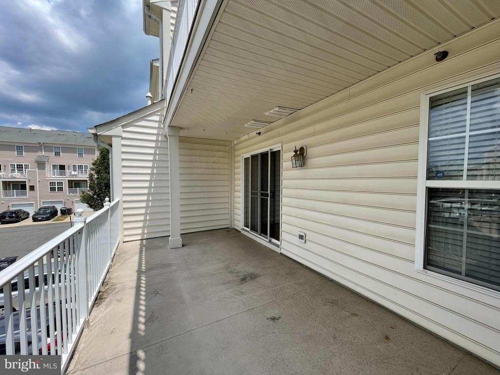 42301 Onyx Terrace - Photo 14